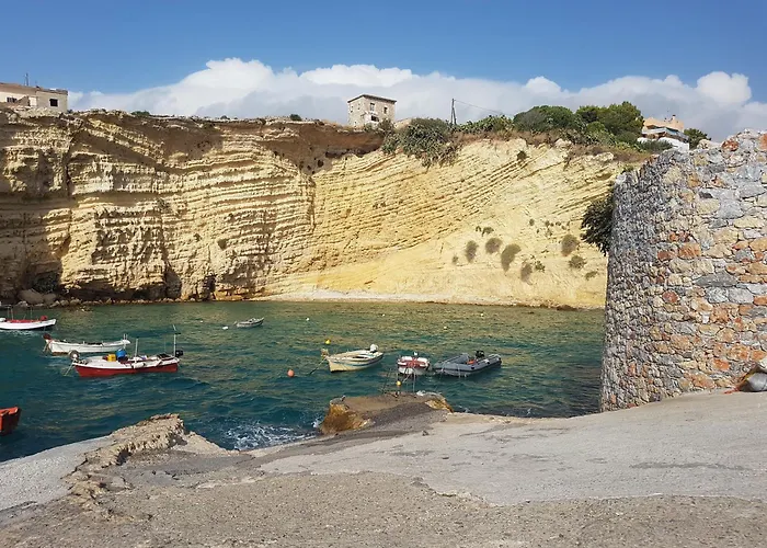 Torre Agetria Apartment Koíta